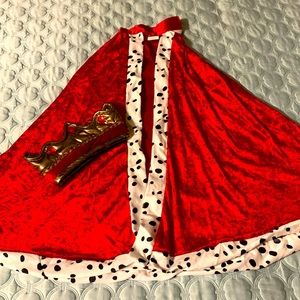 King cape & Crown!